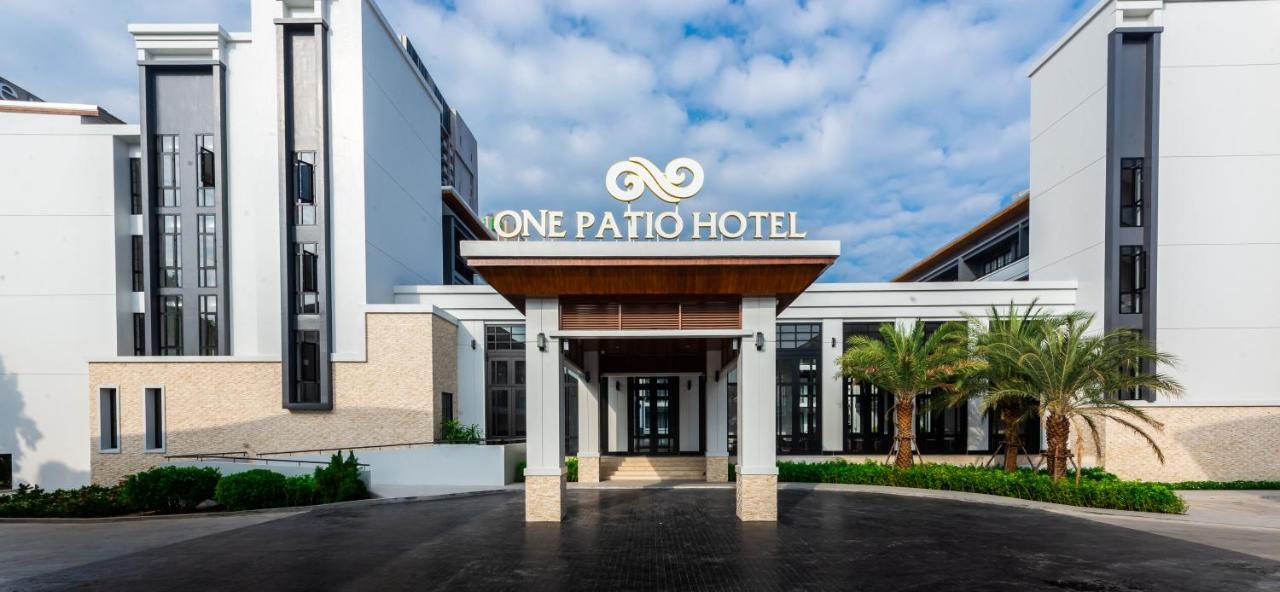 One Patio Hotel Pattaya - Sha Extra Plus Exterior photo